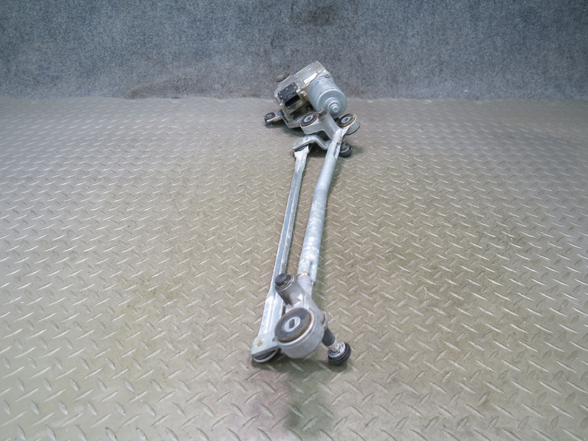 2010-2016 Porsche Panamera 970 Windshield Wiper Transmission Linkage w Motor