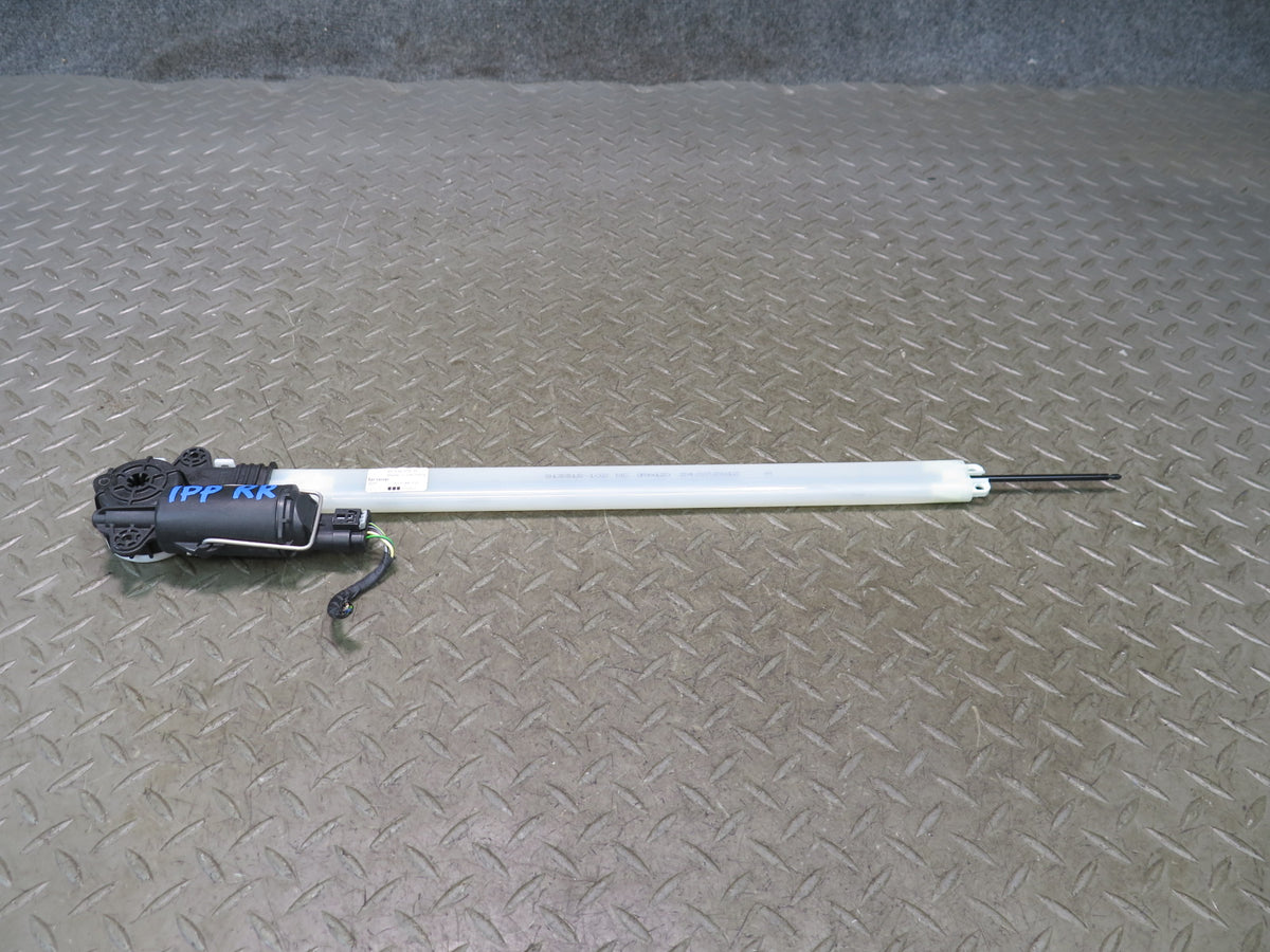2010-2016 Porsche Panamera 970 Rear Right Door Window Sun Shade Motor