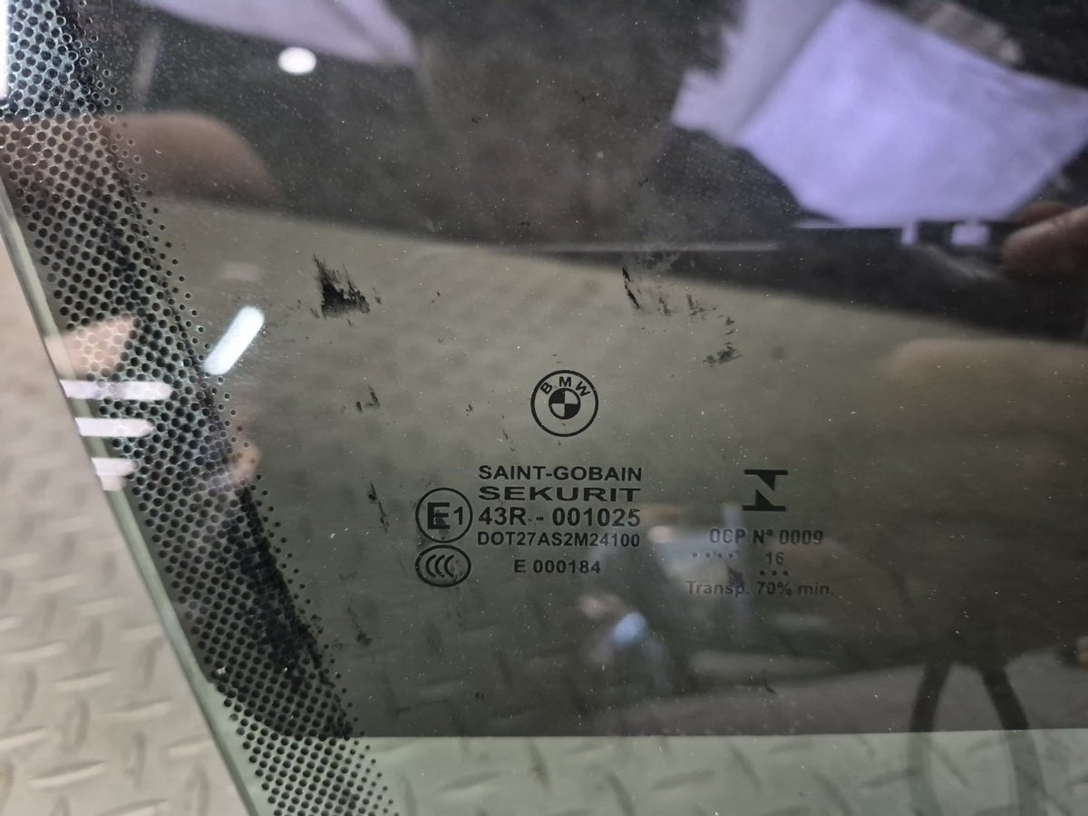2015-2020 BMW F33 F83 M4 Convertible Right Passenger Door Glass Window