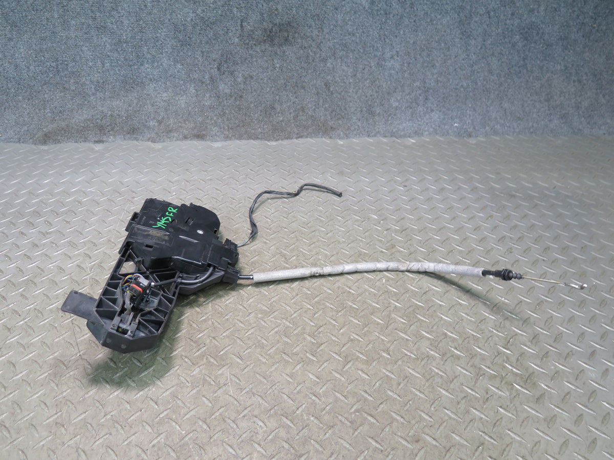 07-13 Mercedes W221 S-class Front Right Door Exterior Handle w Keyless Entry OEM