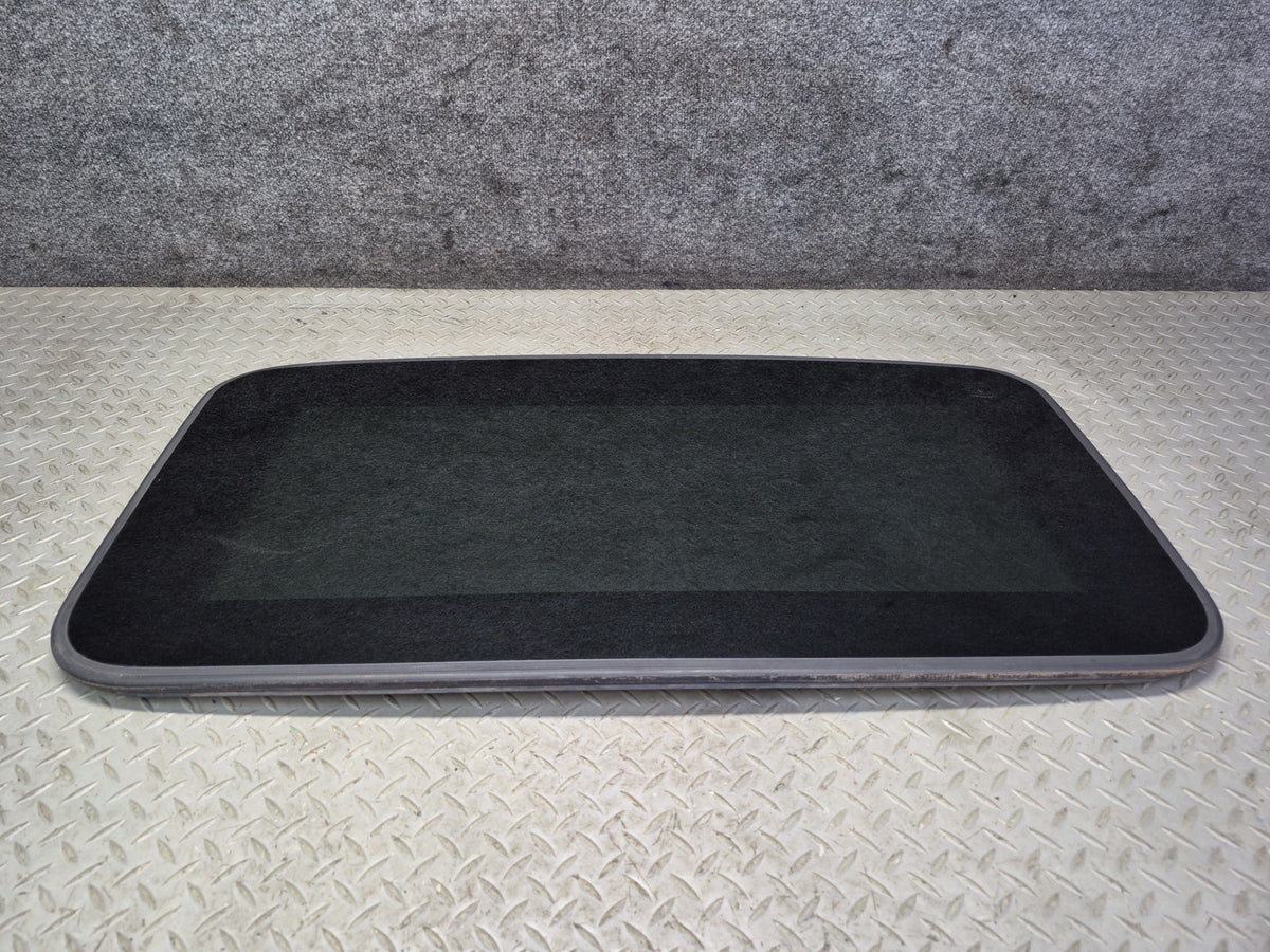 01-05 Lexus JCE10L IS300 Sunroof Moonroof Glass Window Panel OEM
