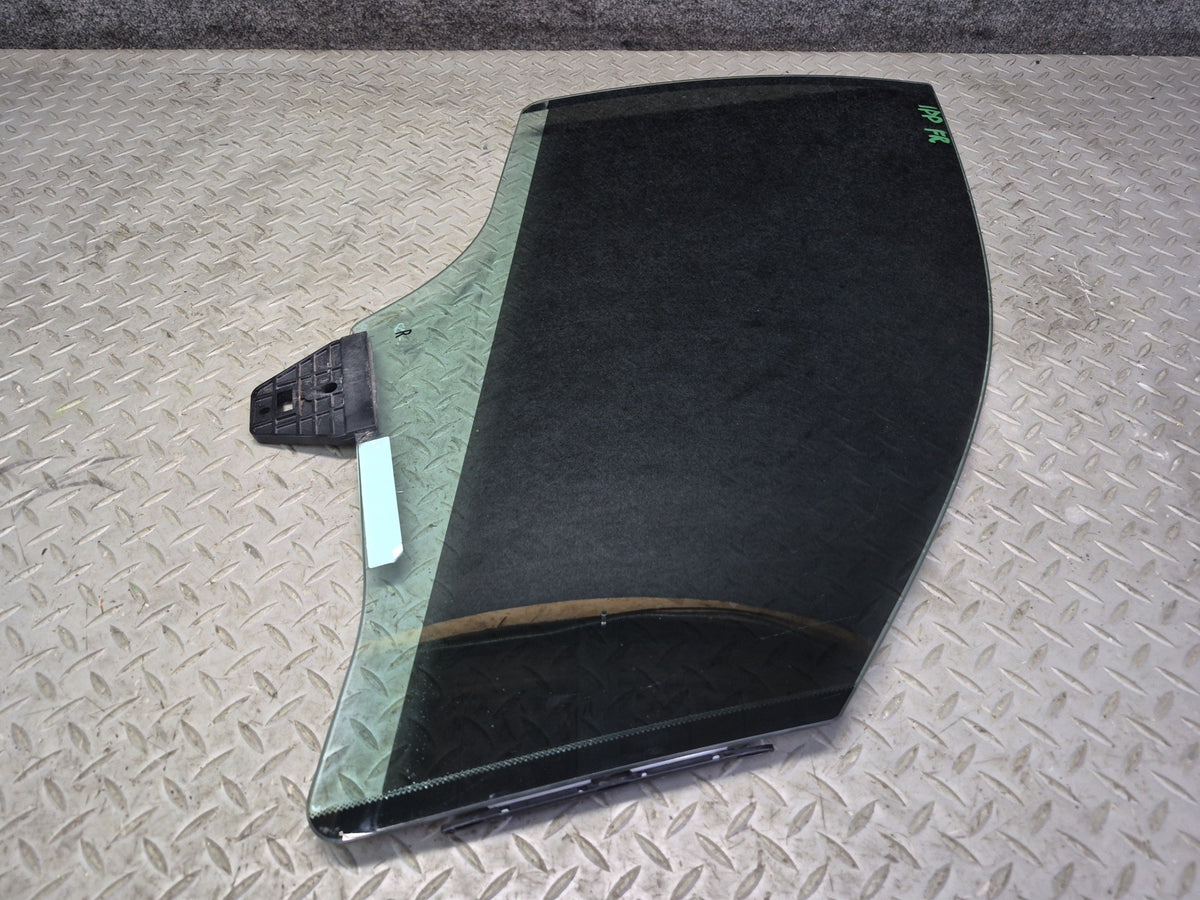 2010-2016 Porsche Panamera 970 Front Right Door Glass Window 97054251203