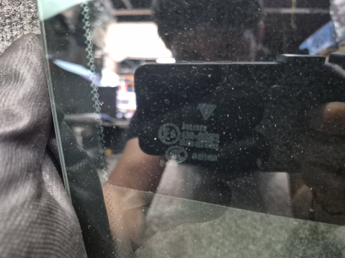 2010-2016 Porsche Panamera 970 Rear Left Door Glass Window
