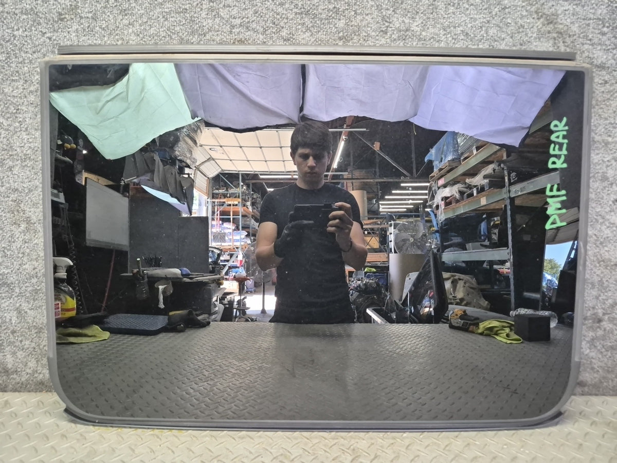 2015-2018 Porsche Macan Rear Panoramic Sunroof Glass Panel
