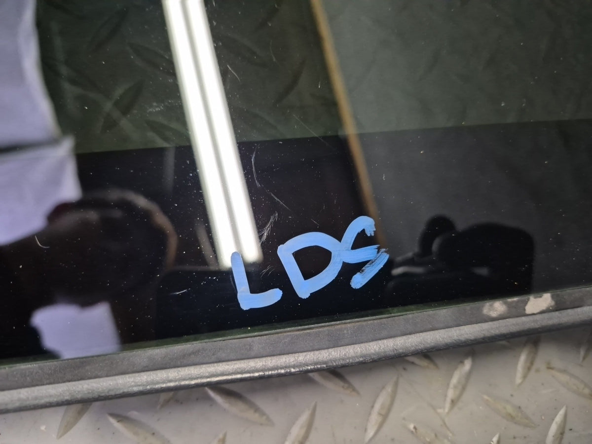 01-06 Lexus UCF30L LS430 Sunroof Moonroof Glass Window Panel OEM