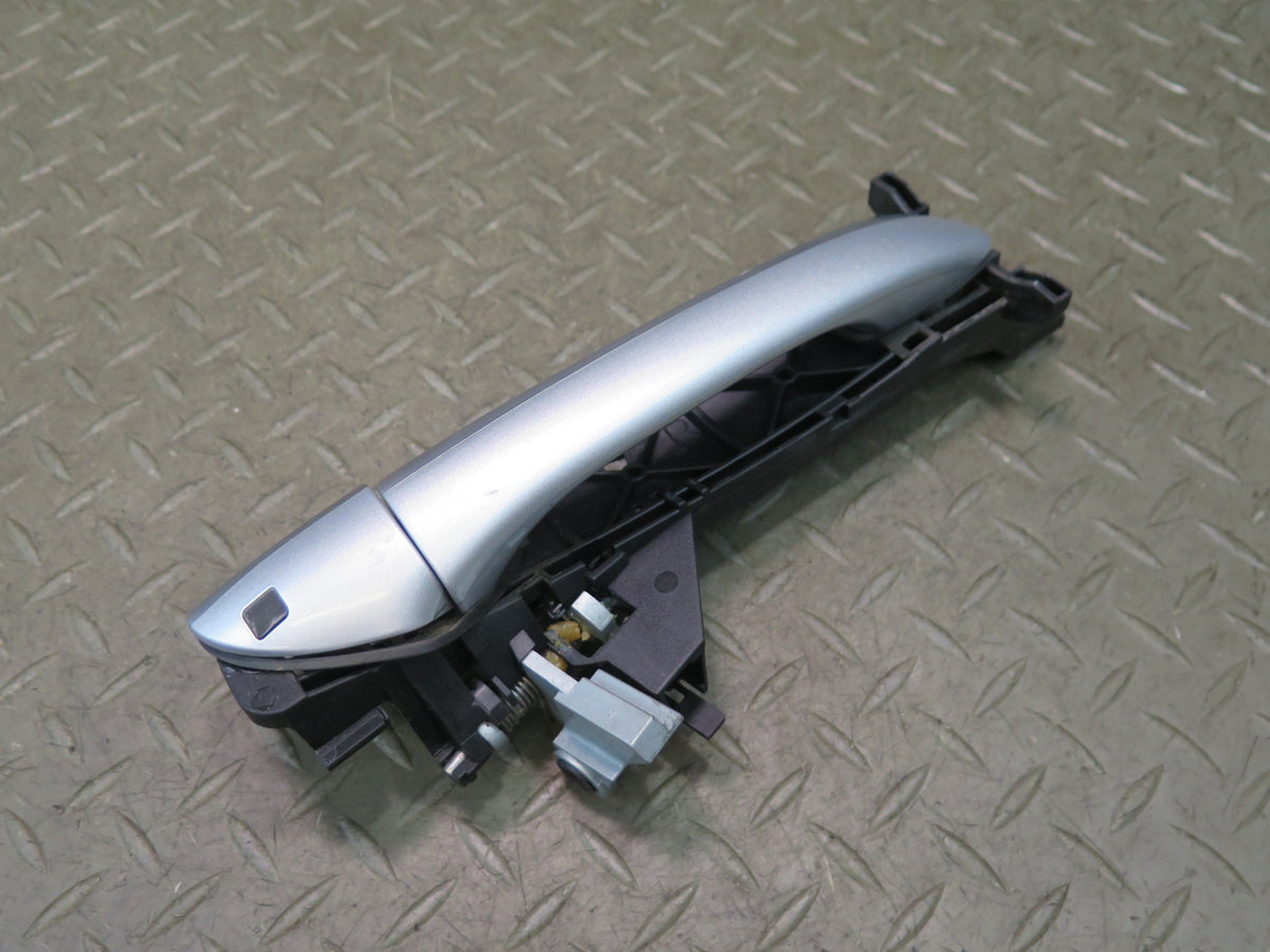 07-12 Mercedes R230 SL550 Right Passenger Door Exterior Handle Silver OEM