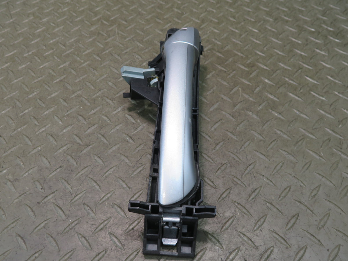 07-12 Mercedes R230 SL550 Right Passenger Door Exterior Handle Silver OEM