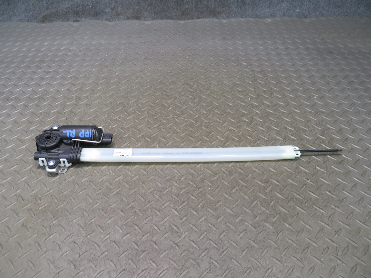2010-2016 Porsche Panamera 970 Rear Left Door Window Sunshade Motor Assembly