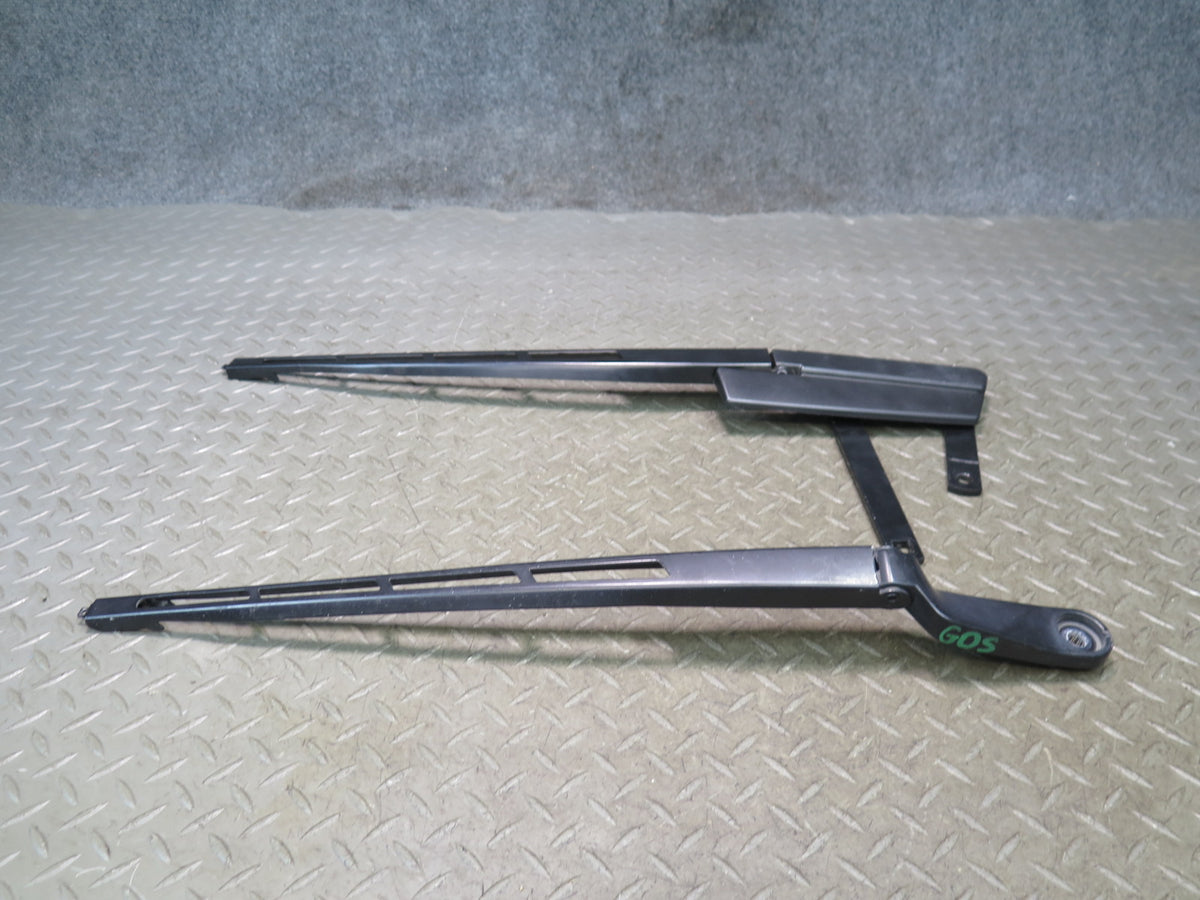 07-15 Audi 4L Q7 Set of 2 Front Left & Right Windshield Wiper Arm OEM