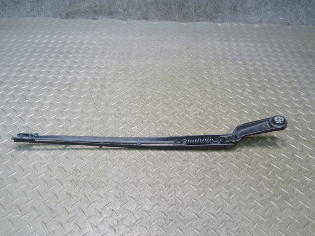 07-15 Audi 4L Q7 Set of 2 Front Left & Right Windshield Wiper Arm OEM