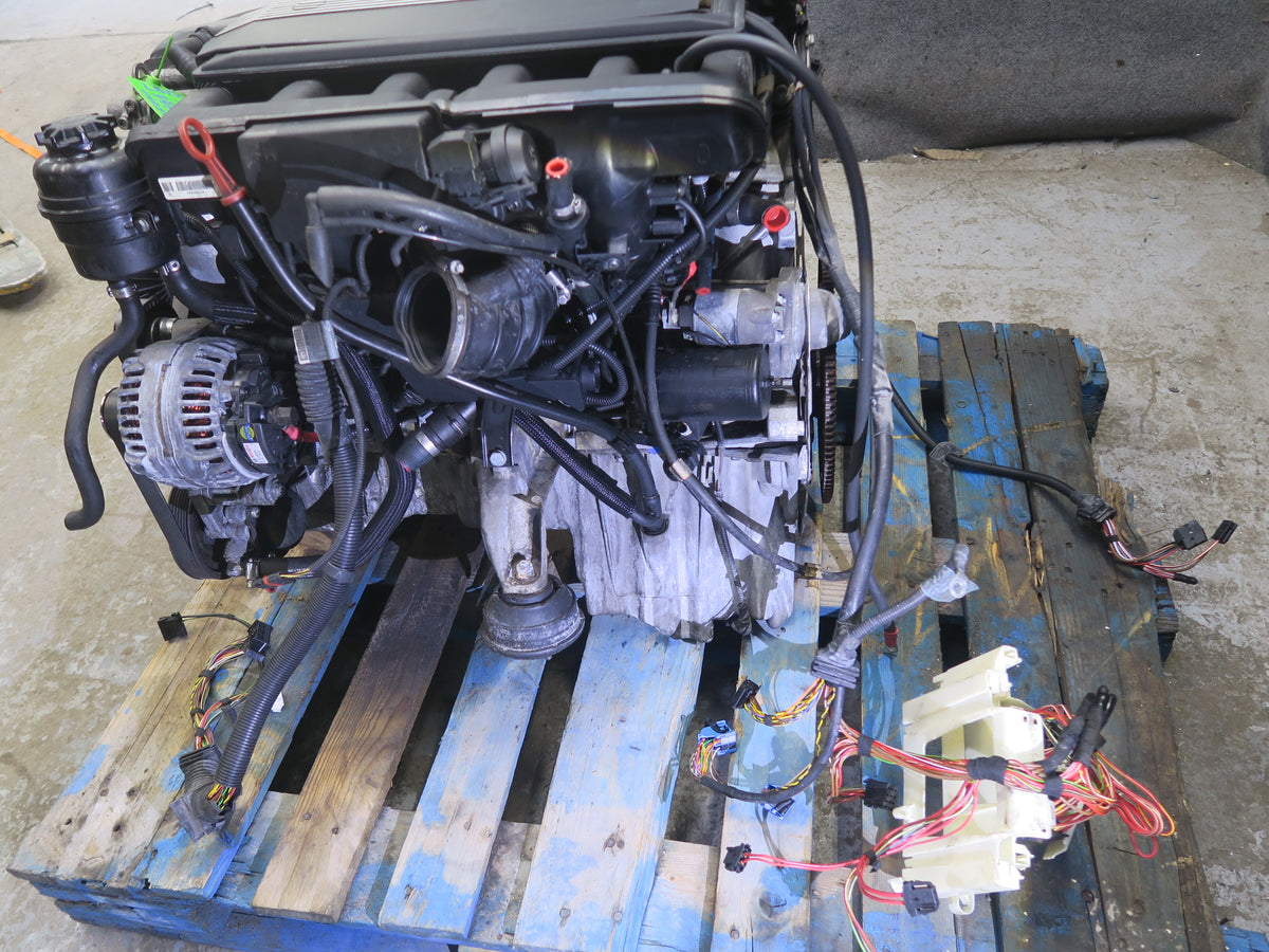03-06 BMW E46 330i 330ci 3.0L M54 M54B30 RWD Complete Engine Motor 110K Miles