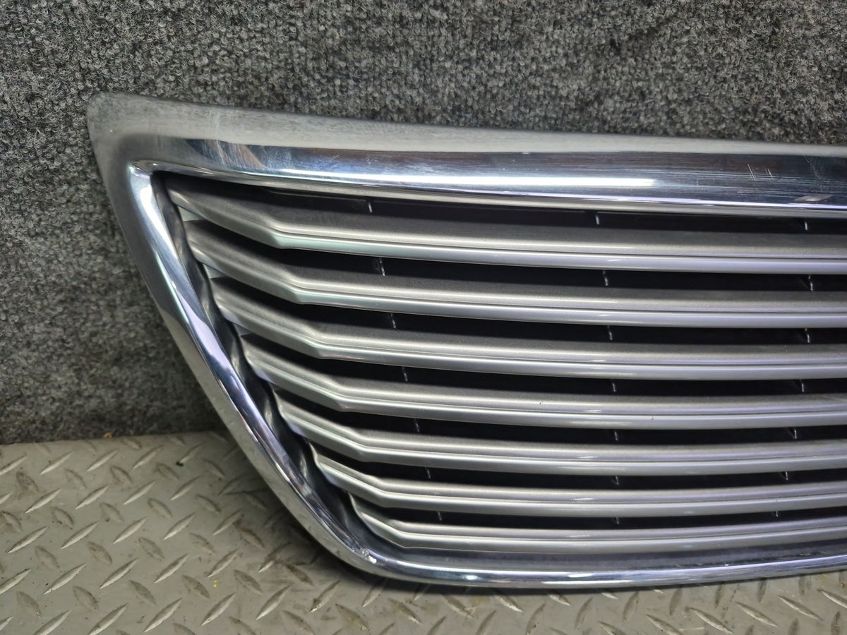 04-06 Lexus UCF30L LS430 Front Upper Hood Chrome Grille w Emblem OEM