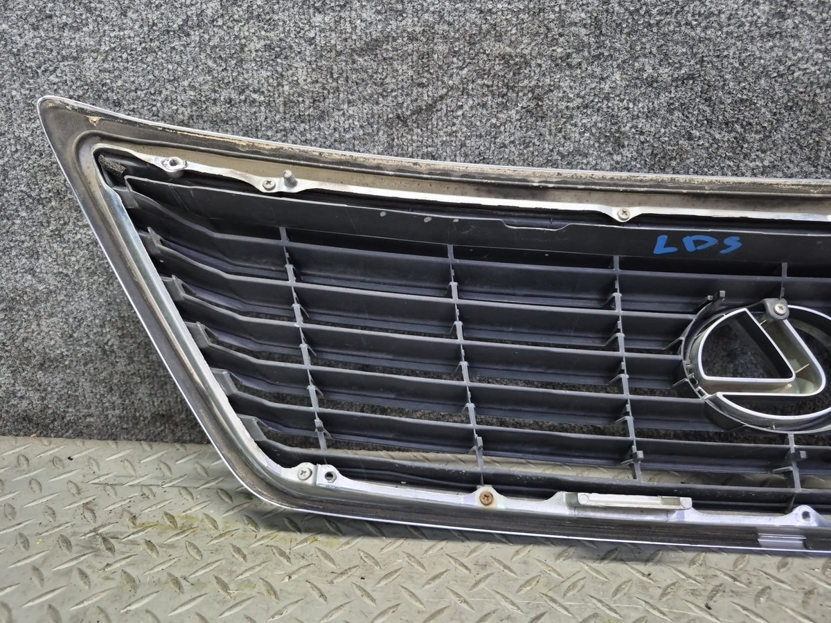 04-06 Lexus UCF30L LS430 Front Upper Hood Chrome Grille w Emblem OEM