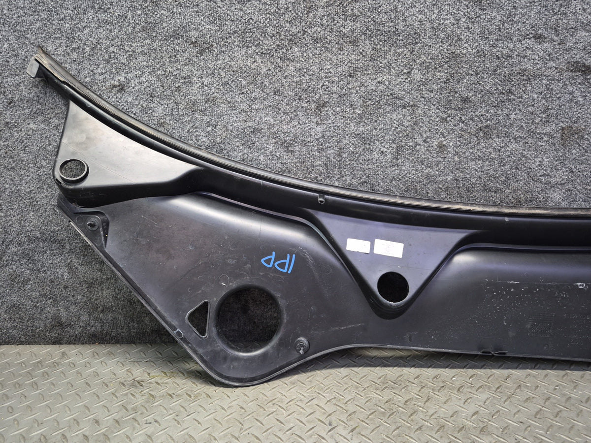 2010-2016 Porsche Panamera 970 Windshield Wiper Vent Cowl Trim Panel 97055556302