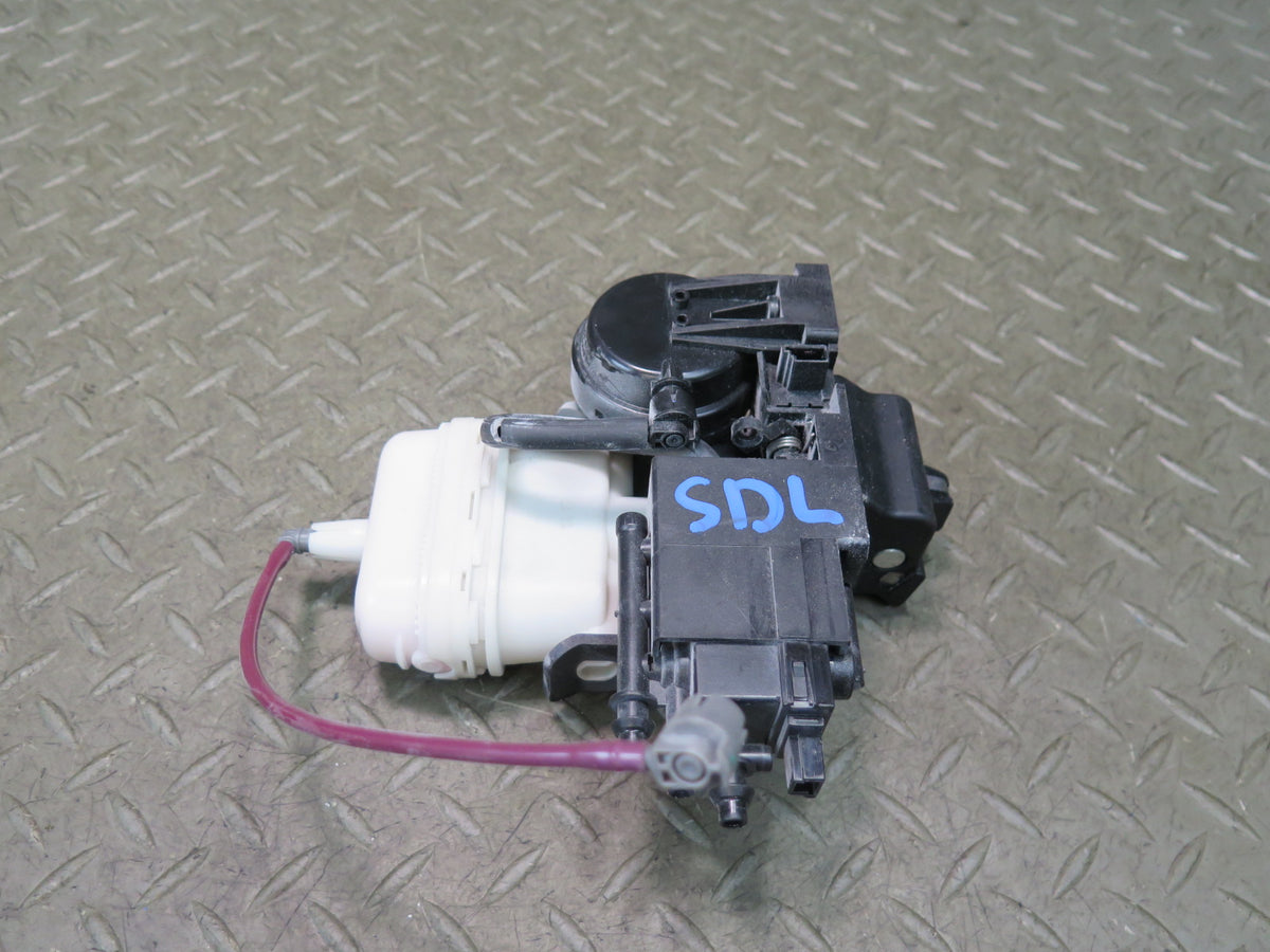 03-12 Mercedes R230 Sl-class Rear Trunk Lid Lock Latch Actuator 2307500185 OEM