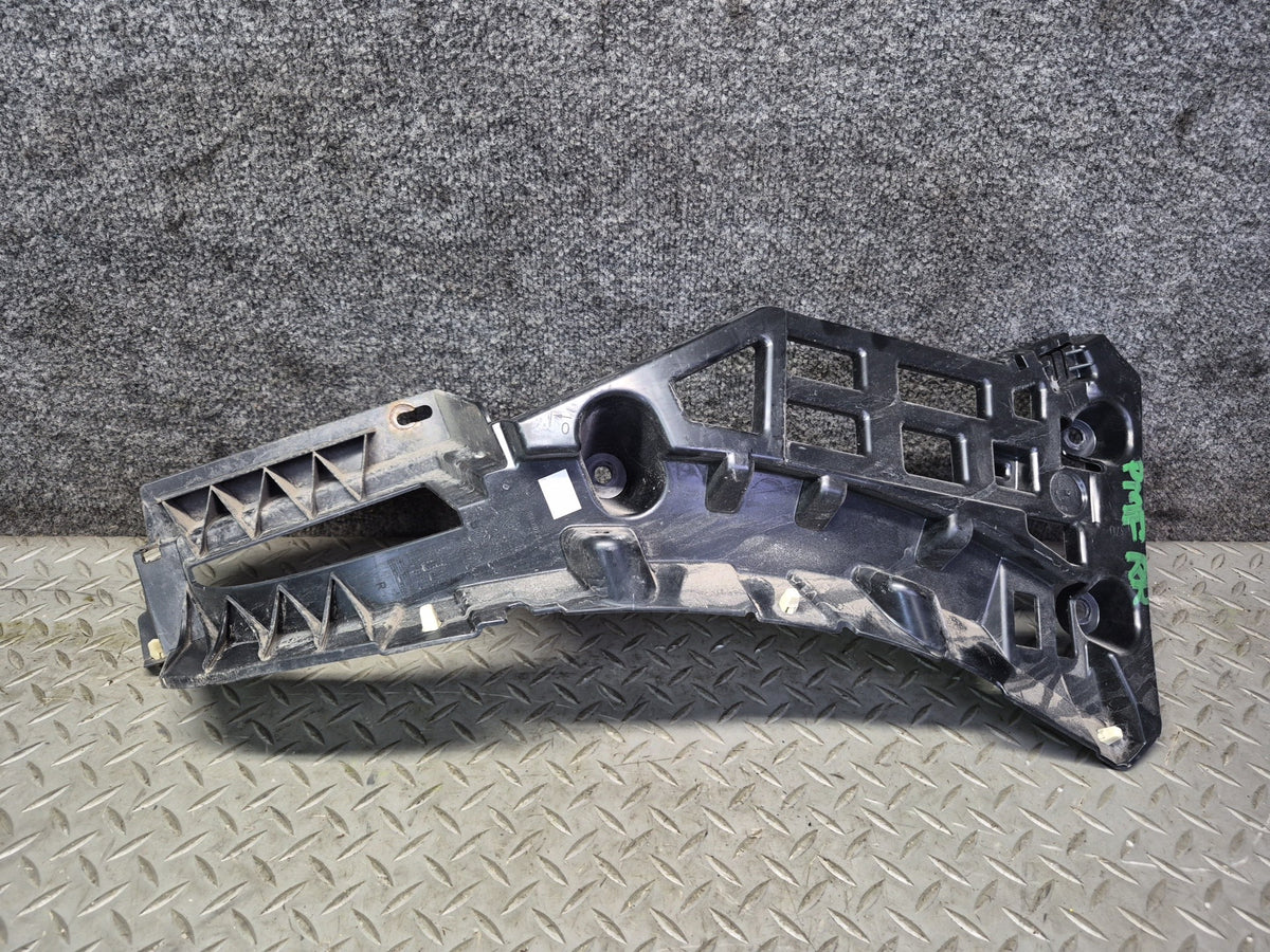 2015-2018 Porsche Macan Rear Right Center Left Bumper Mount Bracket Support Set