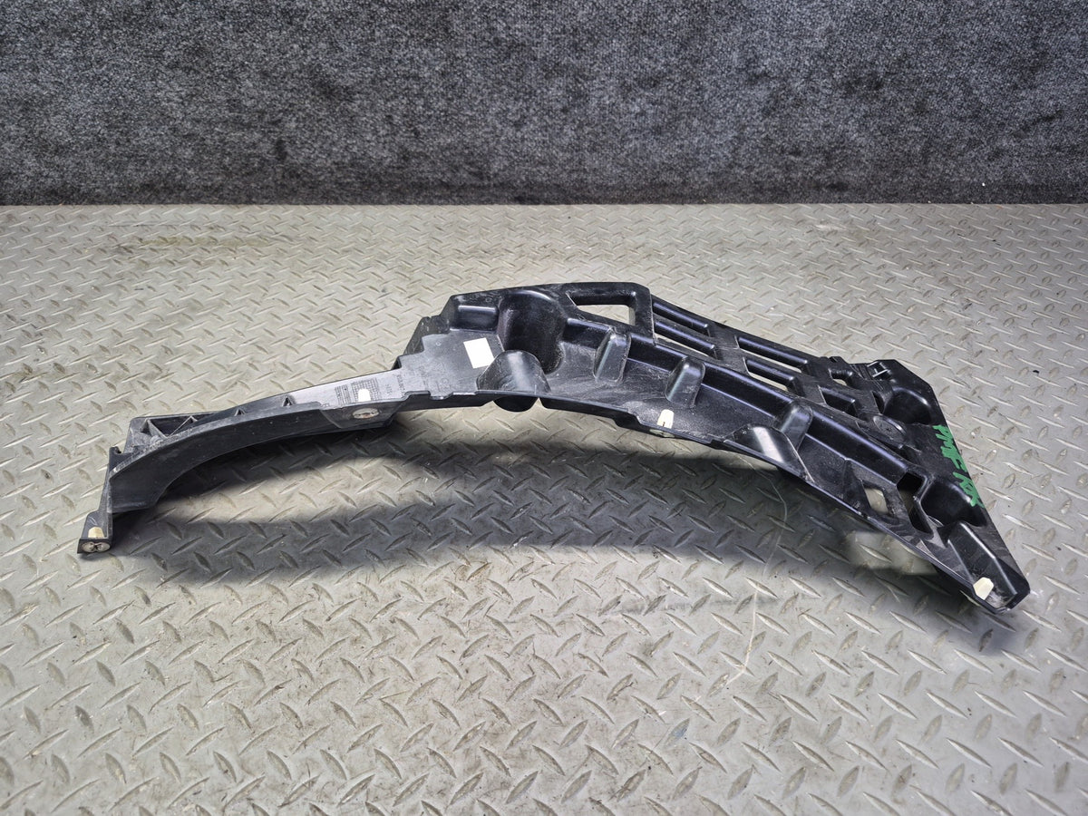 2015-2018 Porsche Macan Rear Right Center Left Bumper Mount Bracket Support Set