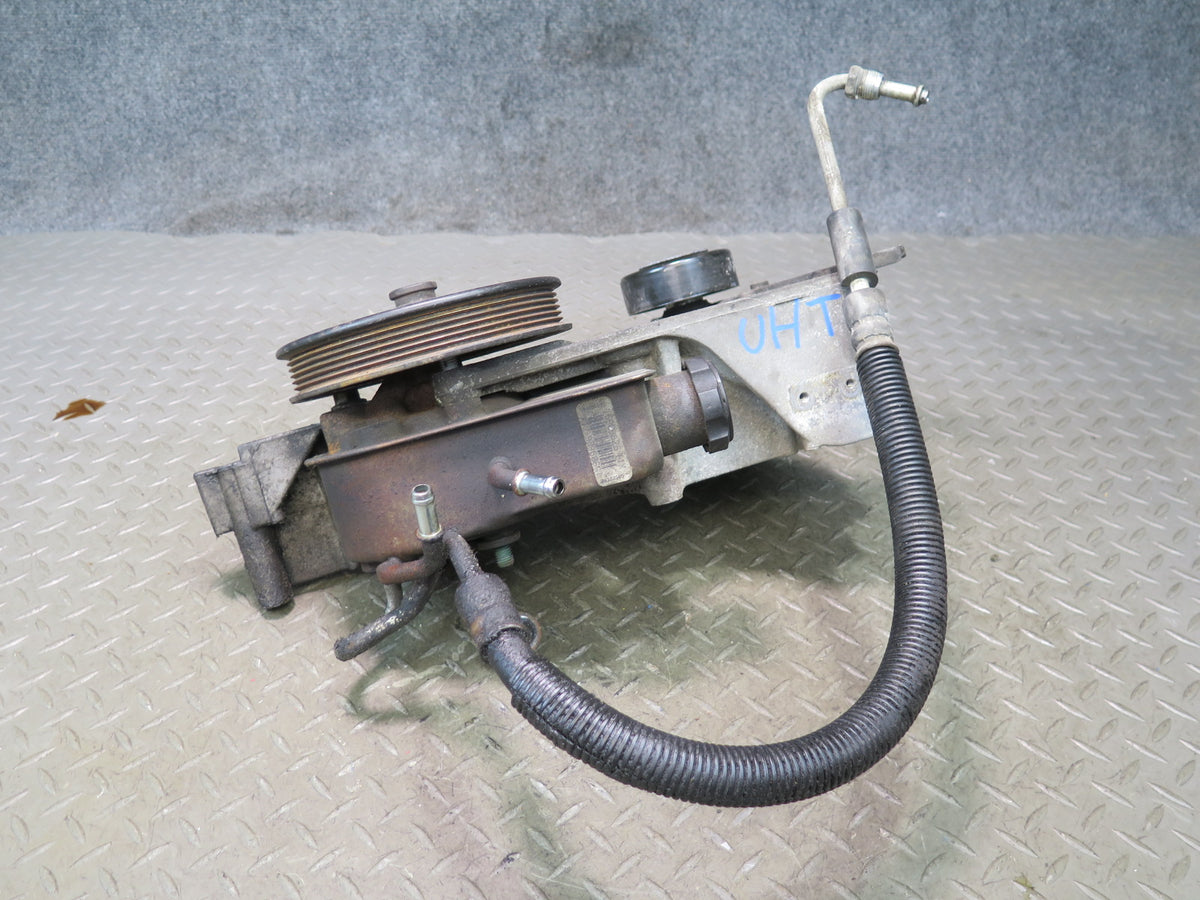 2003-2007 Hummer H2 Power Steering Pump W/ Pulley
