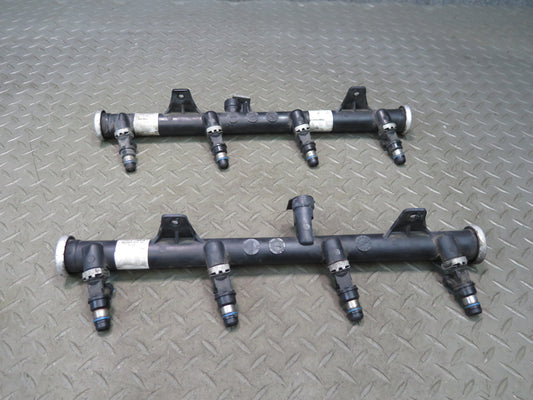 2003-2007 Hummer H2 6.0L Engine High Pressure Fuel Rail W/ Injector Set