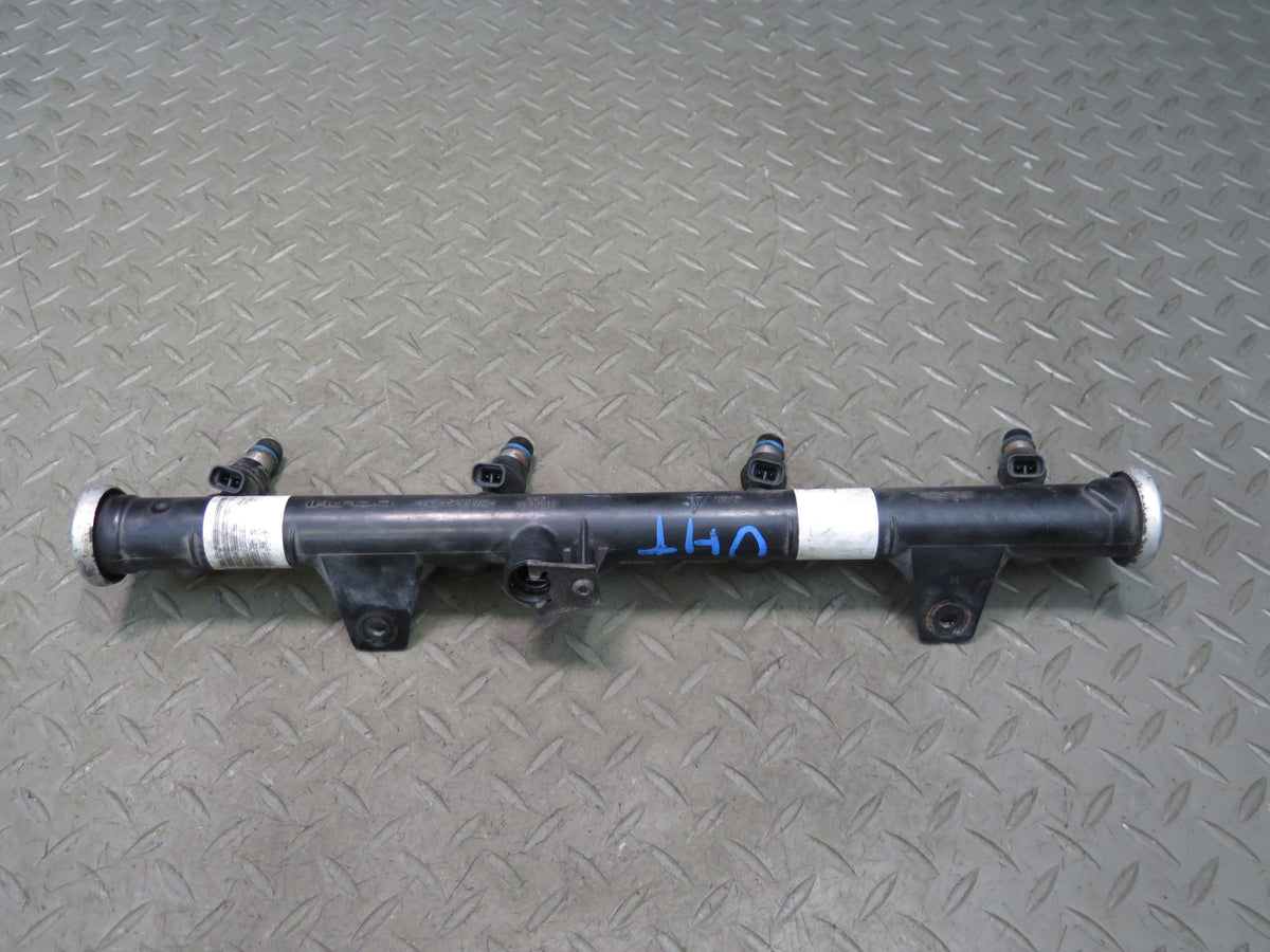 2003-2007 Hummer H2 6.0L Engine High Pressure Fuel Rail W/ Injector Set