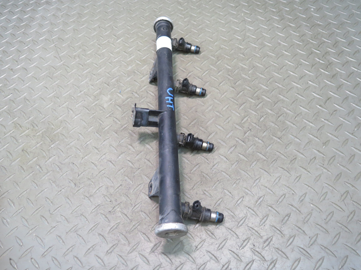 2003-2007 Hummer H2 6.0L Engine High Pressure Fuel Rail W/ Injector Set