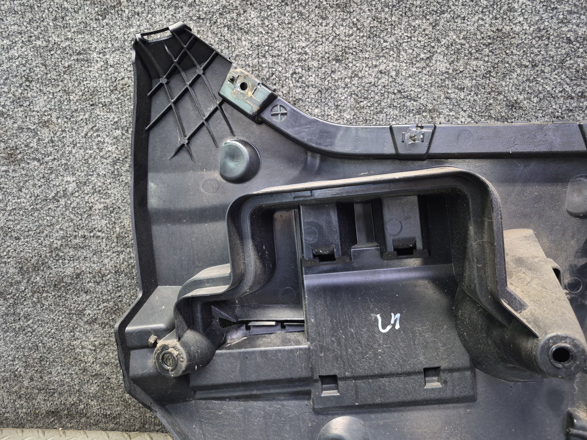 2014-2016 BMW F10 M5 Sedan Rear Left Bumper Mount Bracket Support 7184767