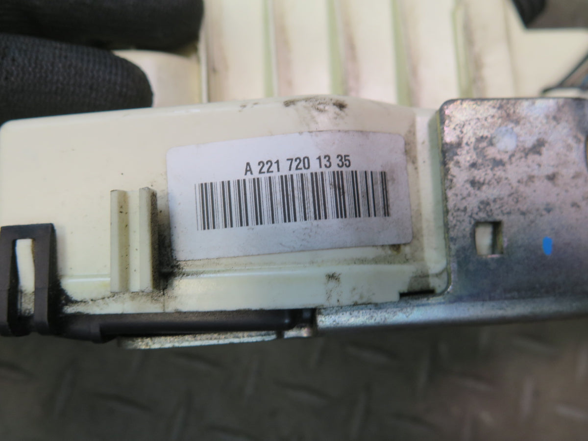 07-13 Mercedes W221 S-class Front Left Door Lock Latch Actuator 2217201335 OEM