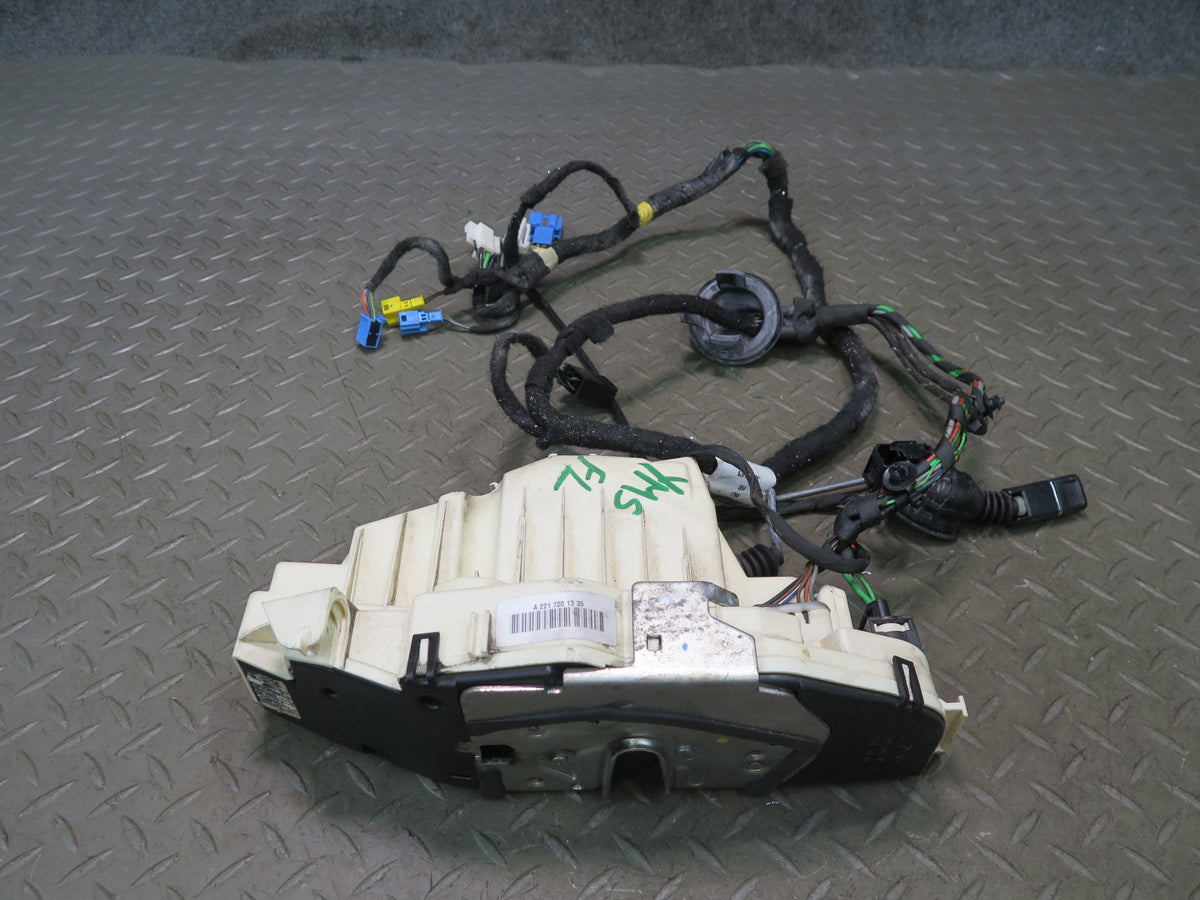 07-13 Mercedes W221 S-class Front Left Door Lock Latch Actuator 2217201335 OEM