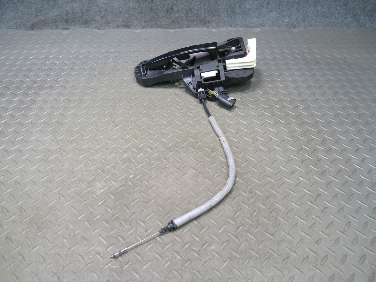 07-13 Mercedes W221 S-class Front Left Door Exterior Handle w Keyless Entry OEM