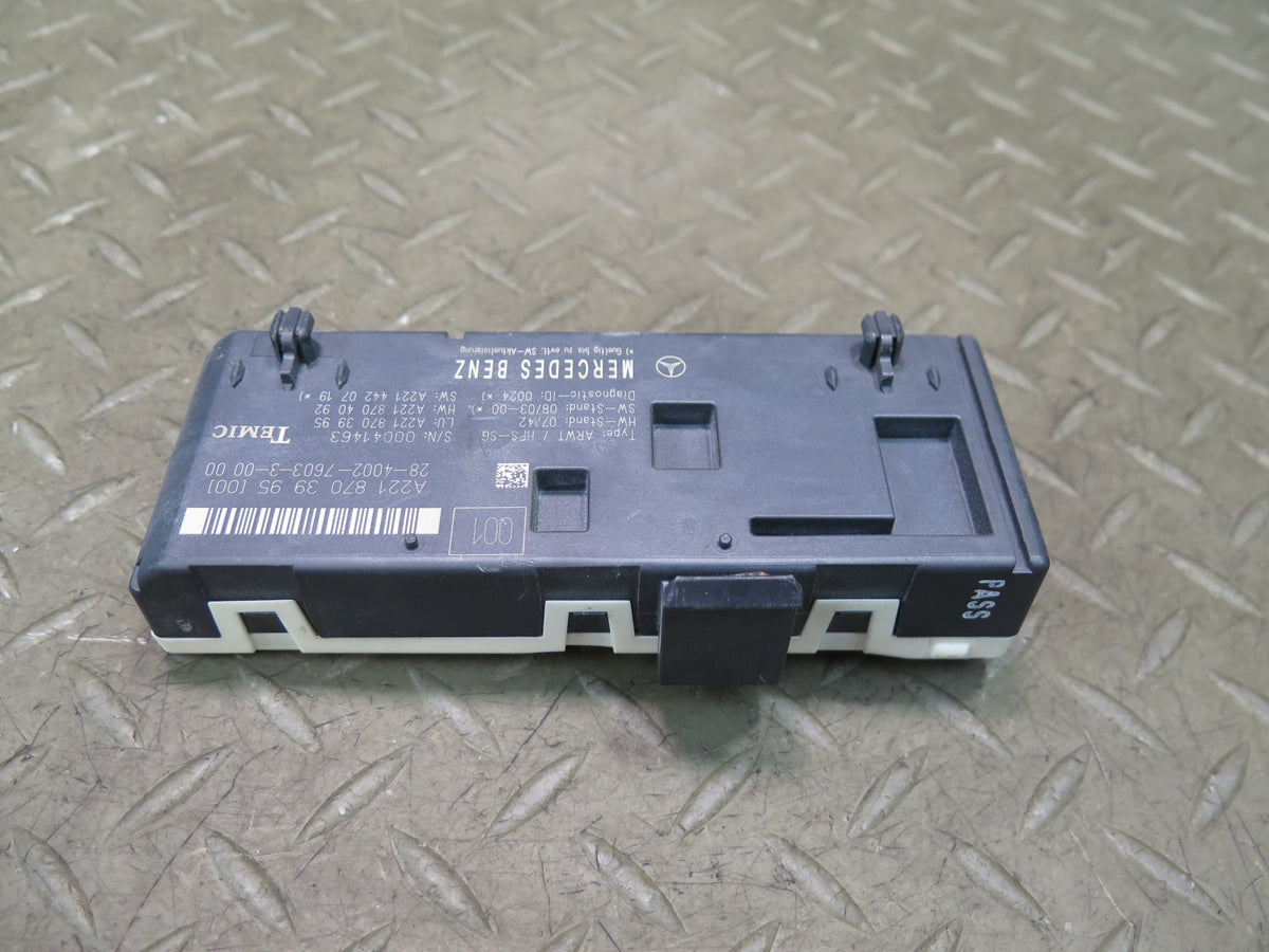 09-13 Mercedes W221 S-class Trunk Remote Open Control Module 2218703995 OEM
