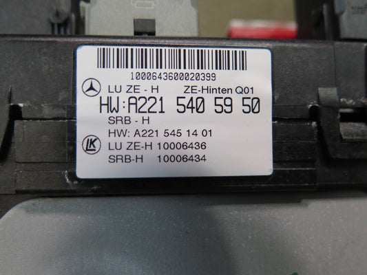 07-09 Mercedes W221 S-class Rear Trunk Fuse Relay SAM Module 2215405950 OEM