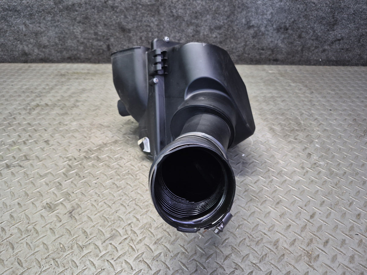 2012-2016 BMW F10 M5 S63T Right Air Intake Cleaner Filter Box MAF Sensor Damaged