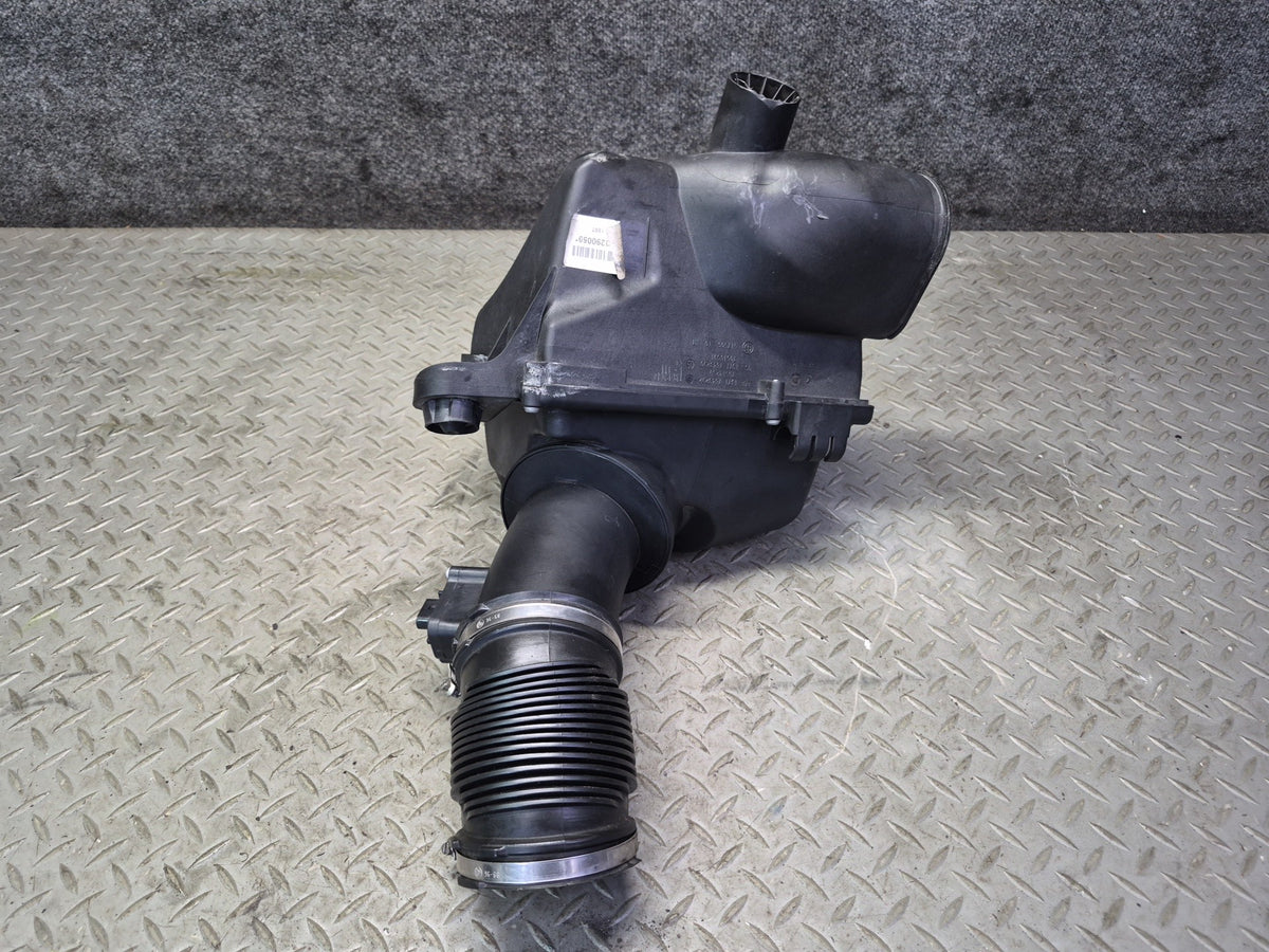 2012-2016 BMW F10 M5 S63T Right Air Intake Cleaner Filter Box MAF Sensor Damaged