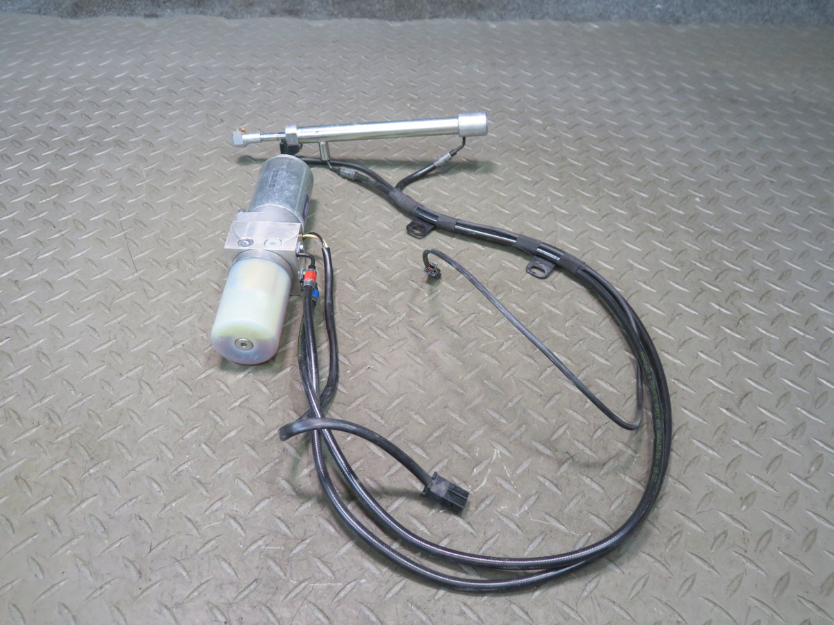 07-13 Mercedes W221 Rear Trunk Lid Hydraulic Pump Motor w Case & Cylinder OEM