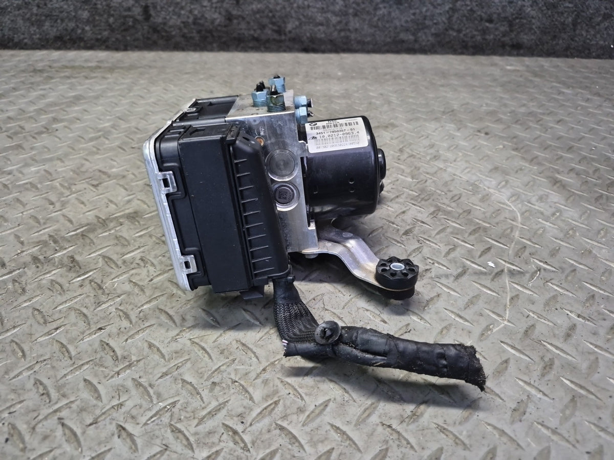 2012-2016 BMW F10 M5 RWD Anti Lock Brake ABS Pump Module 7850367
