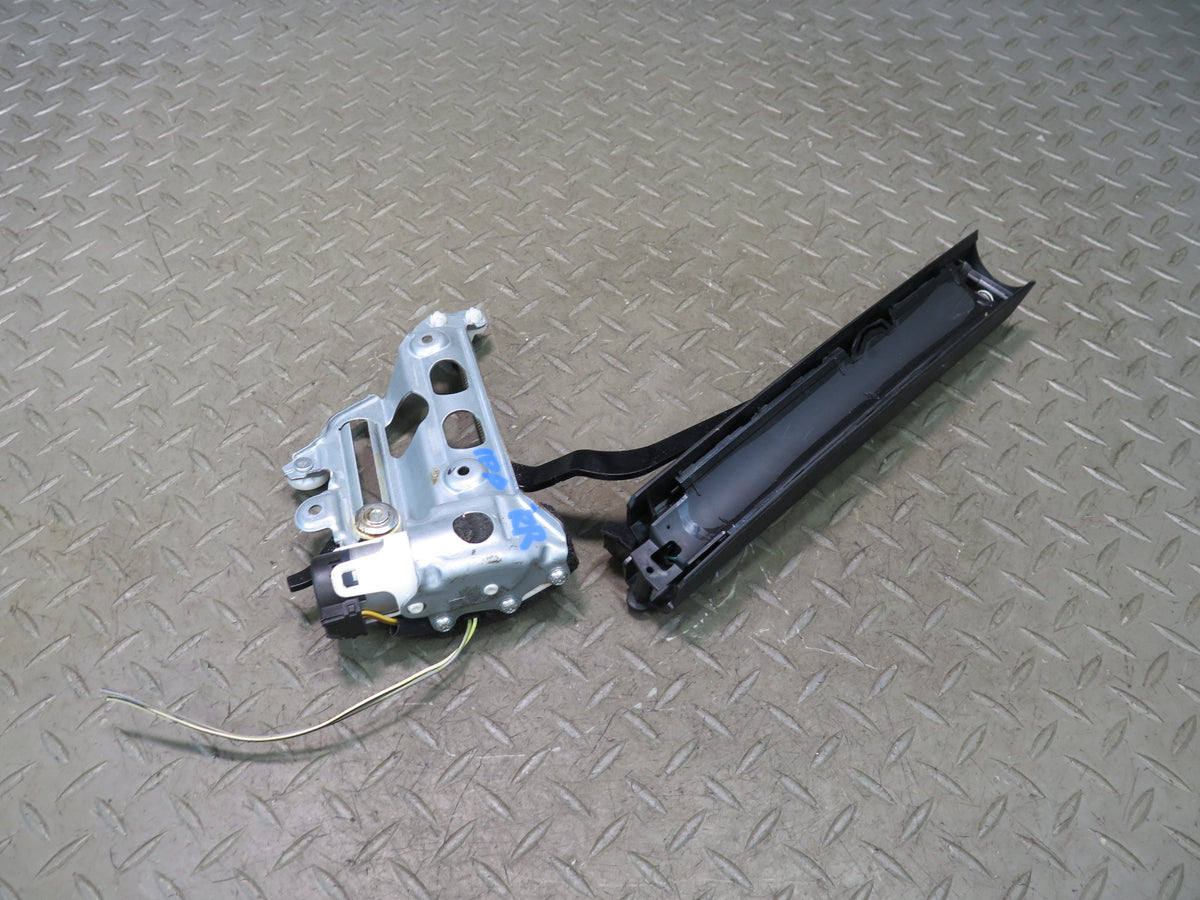 2010-2016 Porsche Panamera 970 Rear Right Door Window Sunshade Motor Assembly