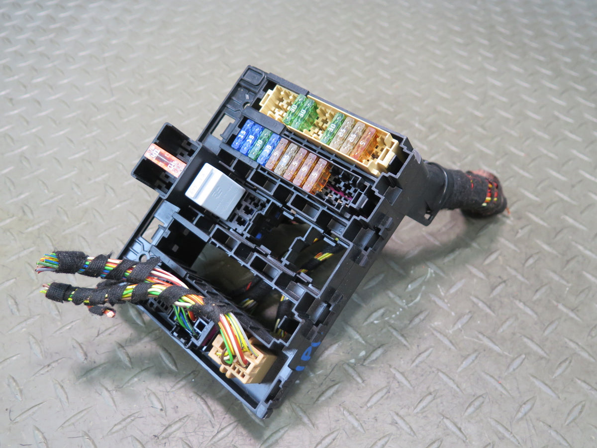 2010-2016 Porsche Panamera 970 Under Dash Cabin Fuse Relay Box Module
