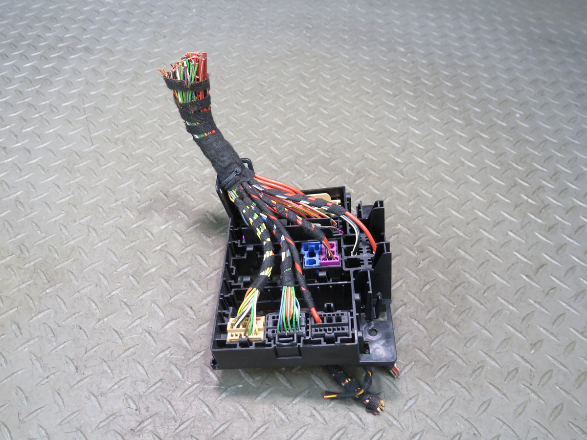 2010-2016 Porsche Panamera 970 Under Dash Cabin Fuse Relay Box Module
