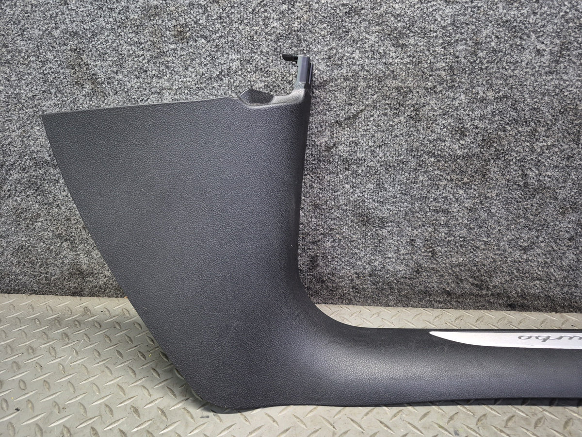 2015-2018 Porsche Macan Turbo Front Left & Right Door Scuff Sill Trim Panel Set