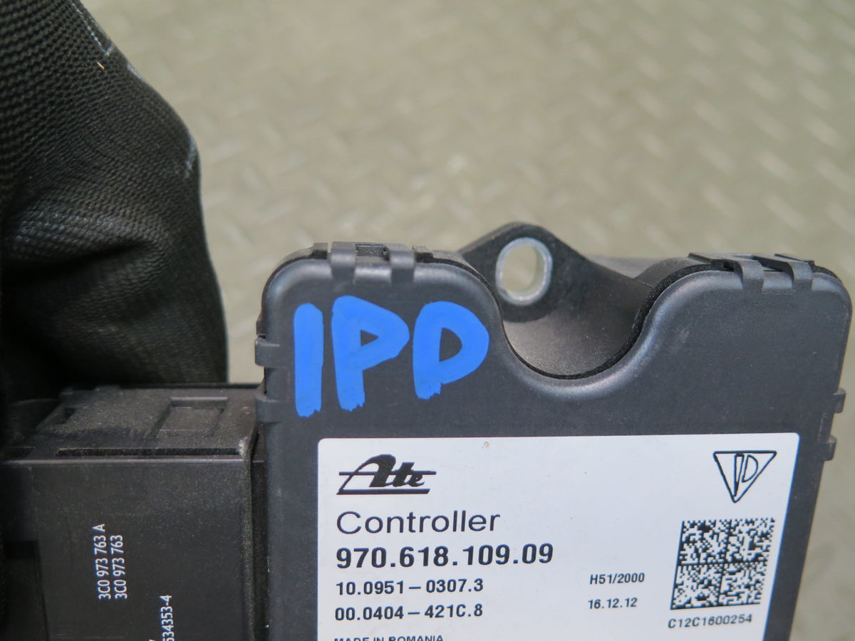 2010-2016 Porsche Panamera 970 Electric Parking Brake Control Module Unit
