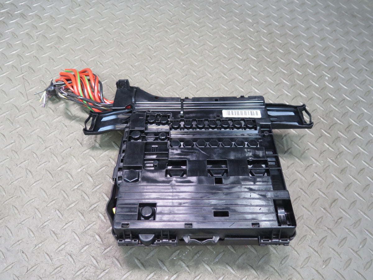 2010-2016 Porsche Panamera 970 Power Distribution Junction Fuse Relay Box