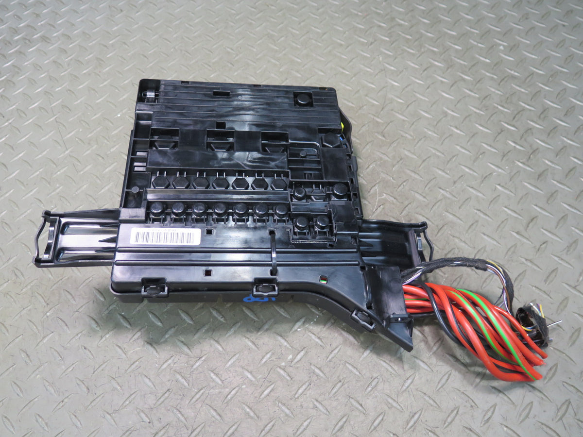 2010-2016 Porsche Panamera 970 Power Distribution Junction Fuse Relay Box