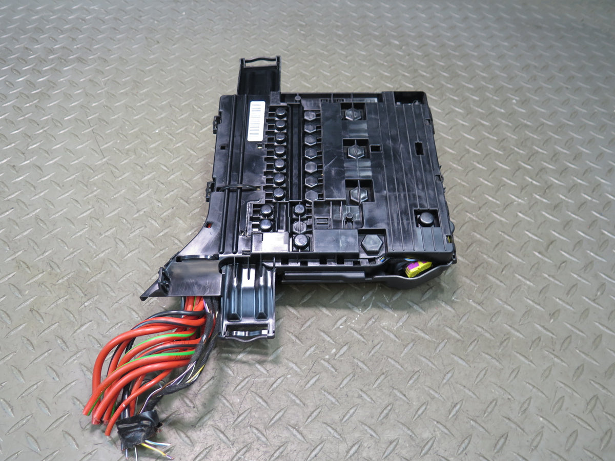 2010-2016 Porsche Panamera 970 Power Distribution Junction Fuse Relay Box