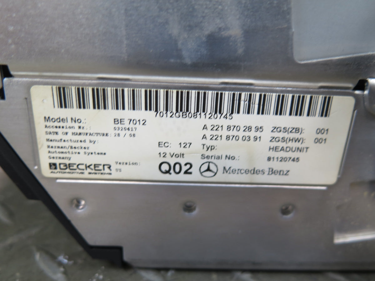 07-09 Mercedes W221 S-class Command Head Unit CD Navigation 2218702895 OEM