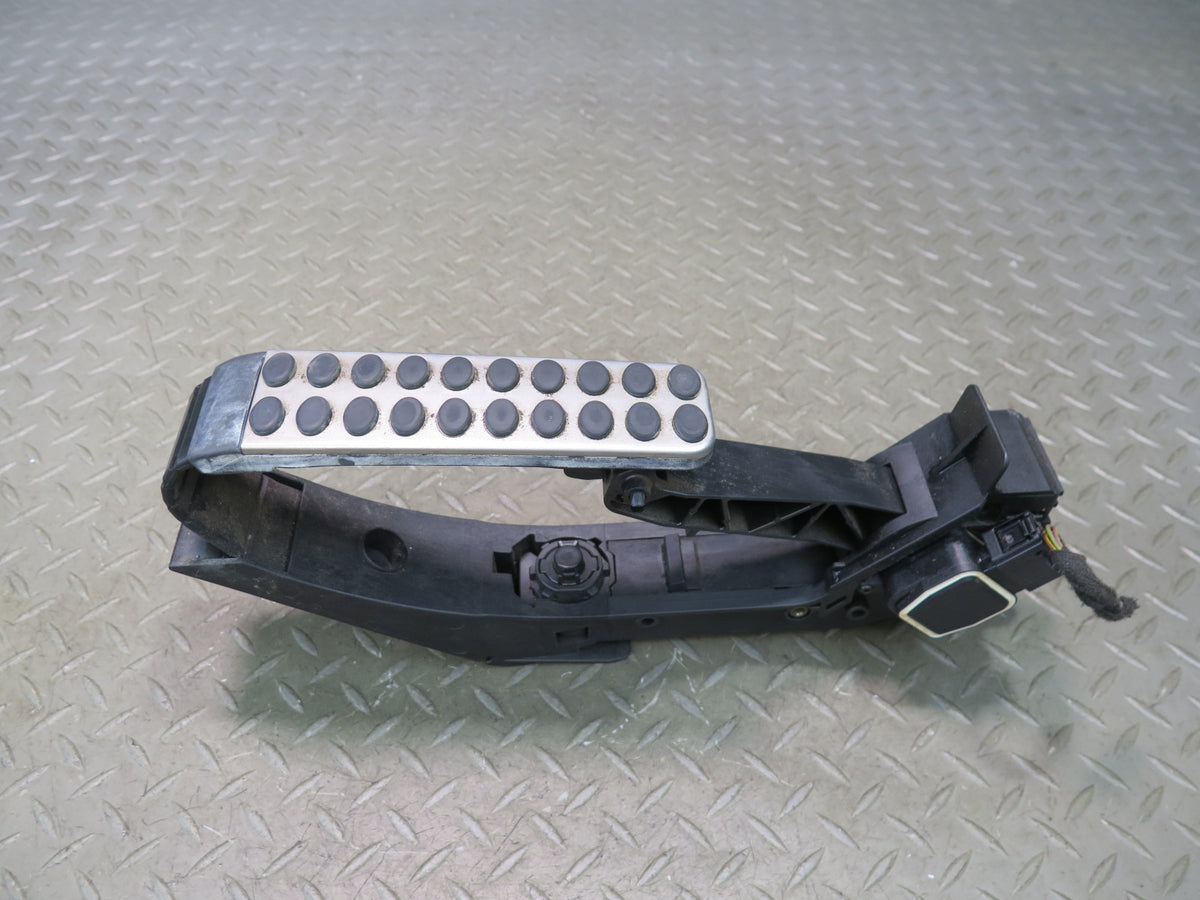 07-13 Mercedes W221 S-class Gas Acceleration Pedal 2203000304 OEM