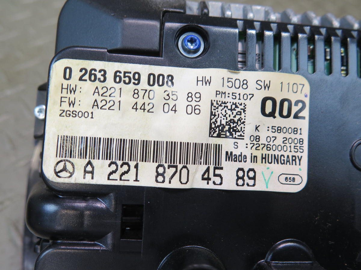 07-09 Mercedes W221 S-class Dash GPS Information Display Screen 2218704589 OEM