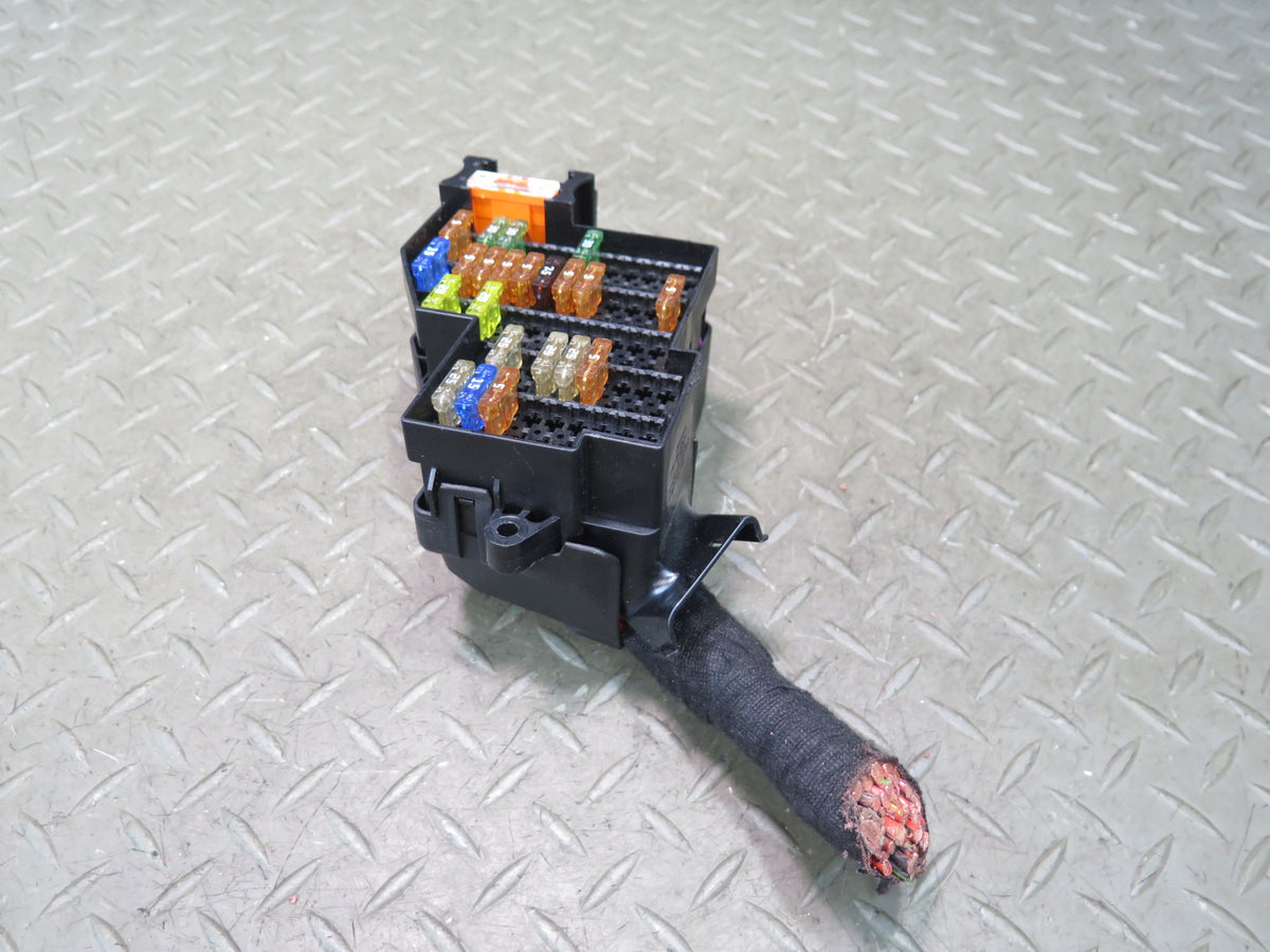 2010-2016 Porsche Panamera 970 Right Cabin Fuse Relay Box Module 7L0941828A