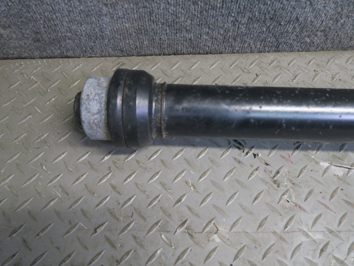 2015-2016 Porsche Macan 3.0L 3.6L AWD Rear Drive Shaft Propeller