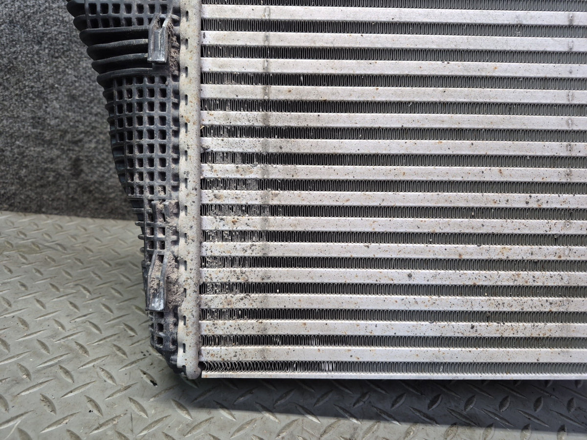 2015-2018 Porsche Macan 3.0L 3.6L Right Side Intercooler W/ Shroud Assembly