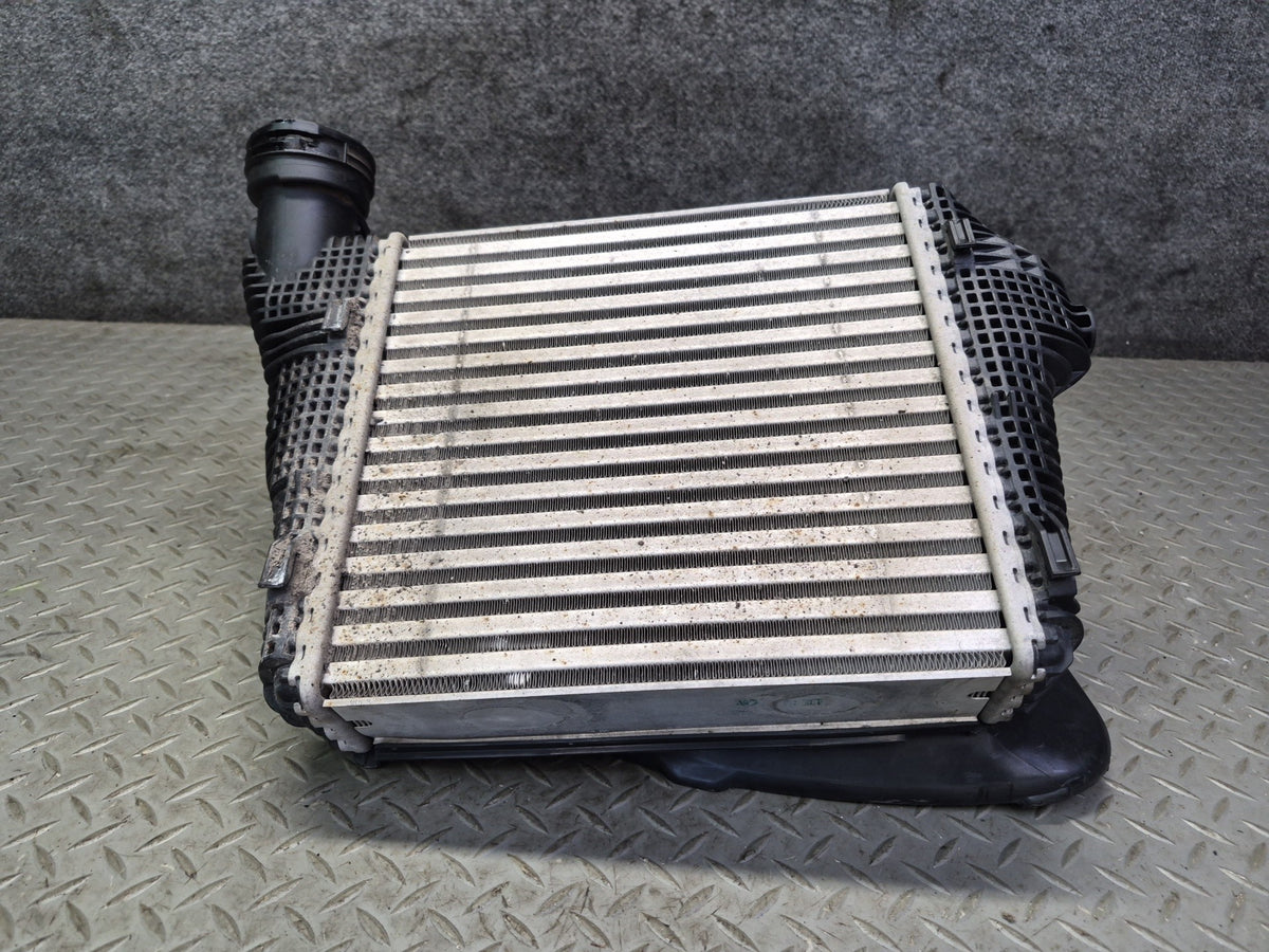 2015-2018 Porsche Macan 3.0L 3.6L Right Side Intercooler W/ Shroud Assembly